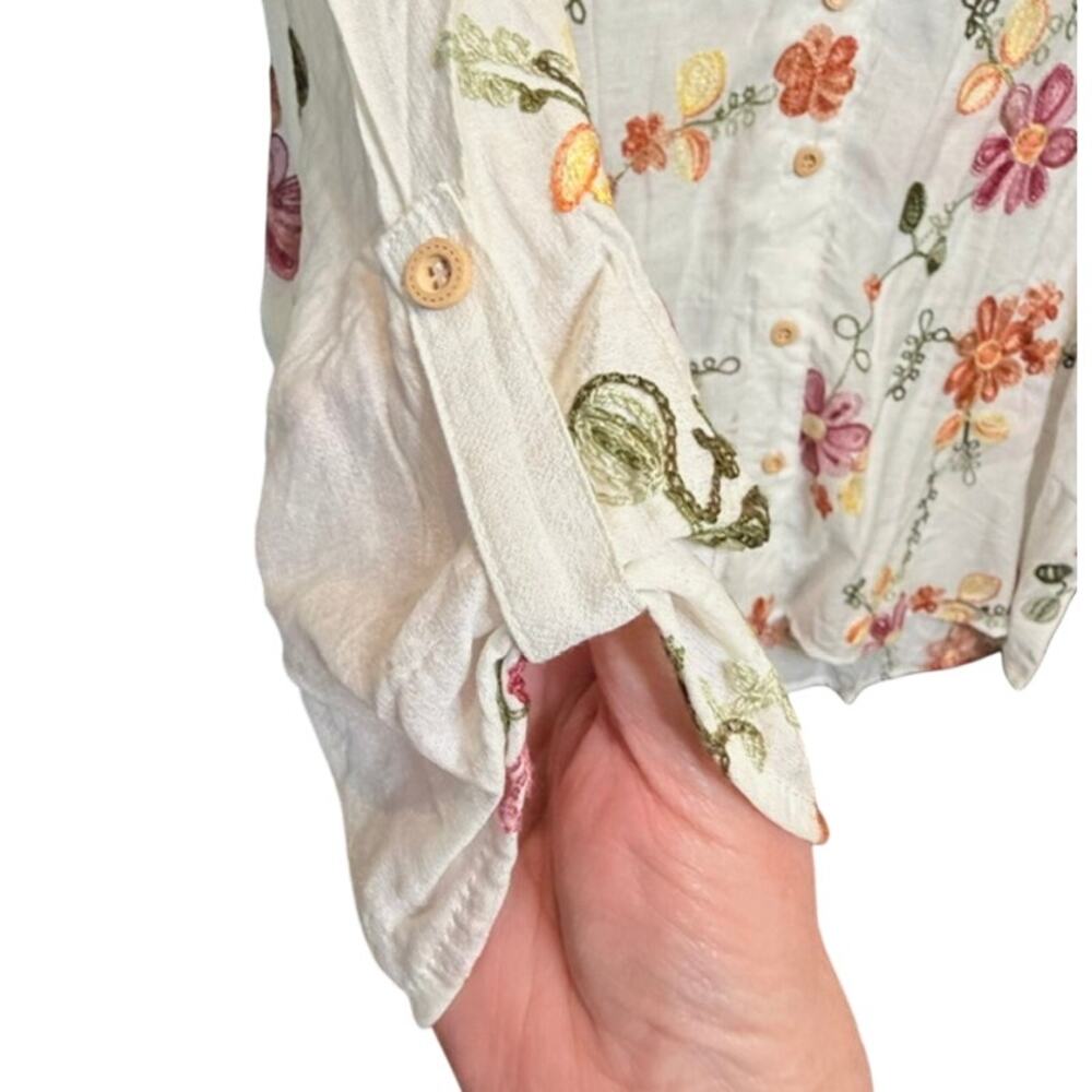 Kindred Anthropologie Size 2X Bohemian Boho Embroidered White Floral Blouse - Picture 3 of 8